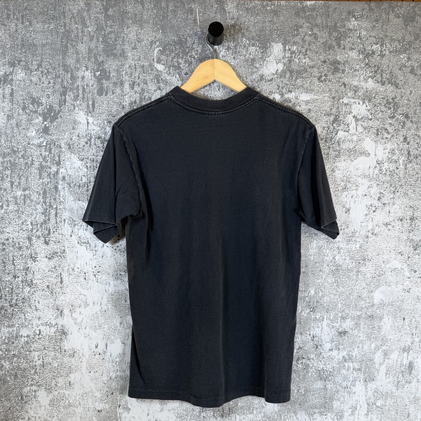 Batman Vintage 1965 Logo Tee Size Medium