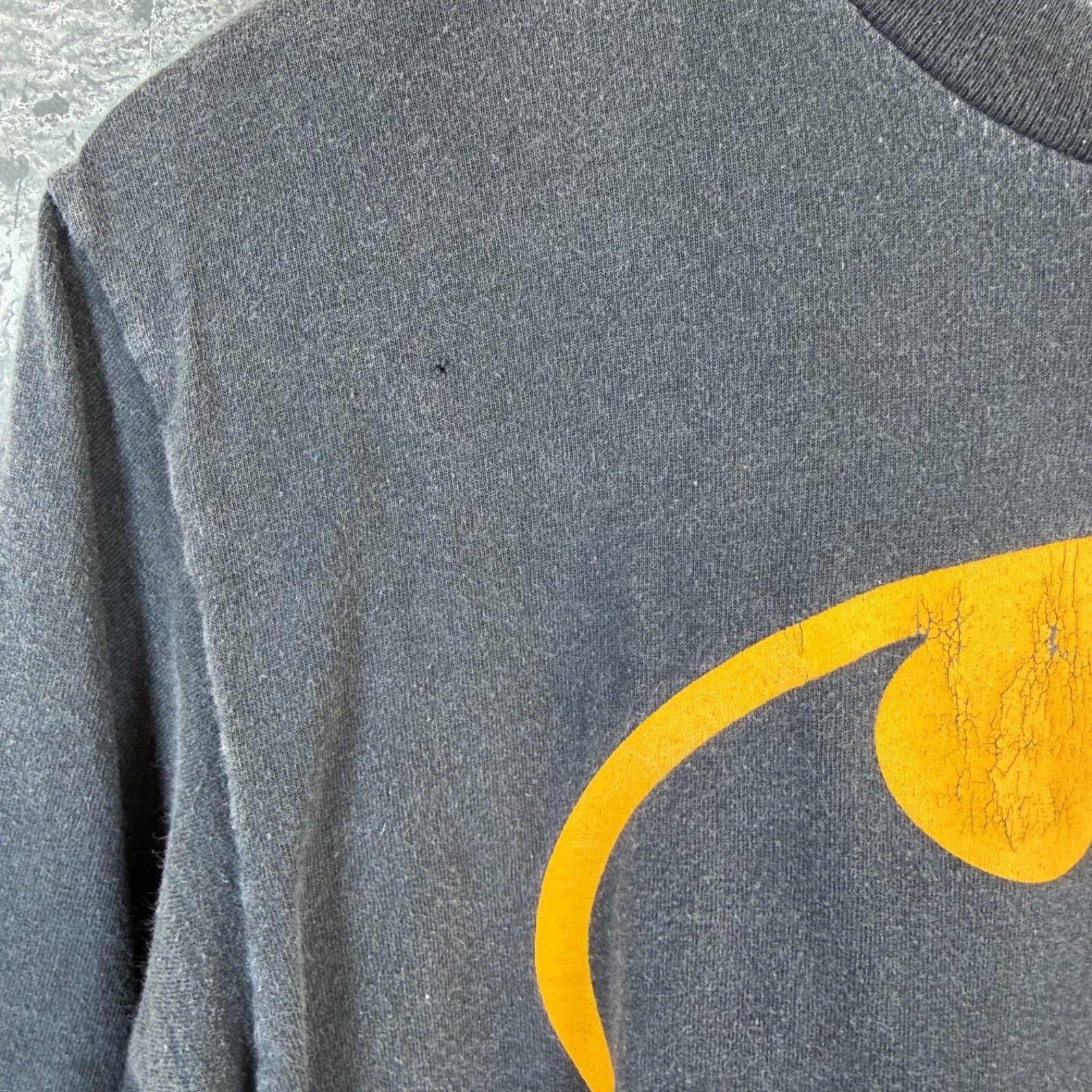 Batman Vintage 1965 Logo Tee Size Medium